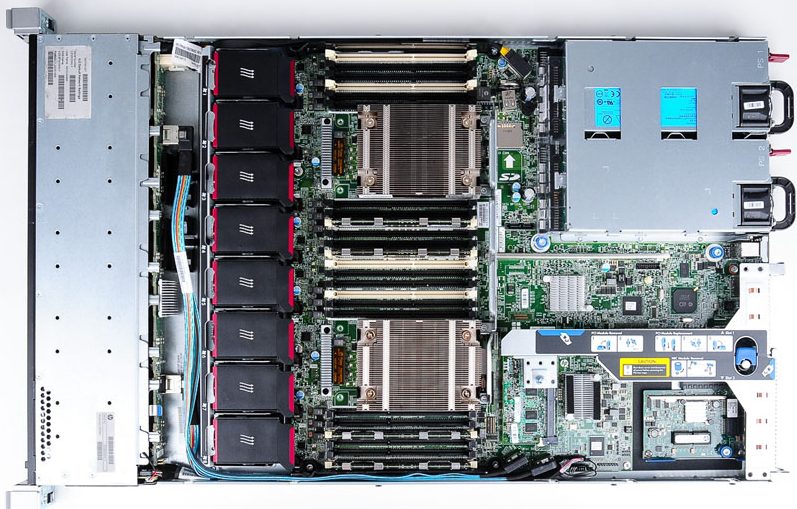 سرور HP ProLiant DL360p G8